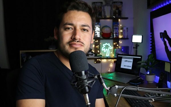 Crack Streams: Live Streaming Without Breaking the Law Crack Streams